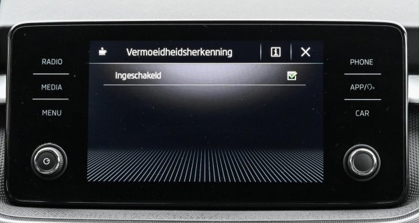Attention assist ingeschakeld op dashboard wagen