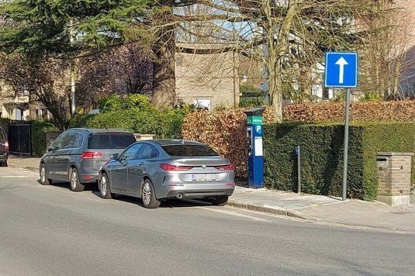 eenrichtingsstraat, blauwe verkeersbord